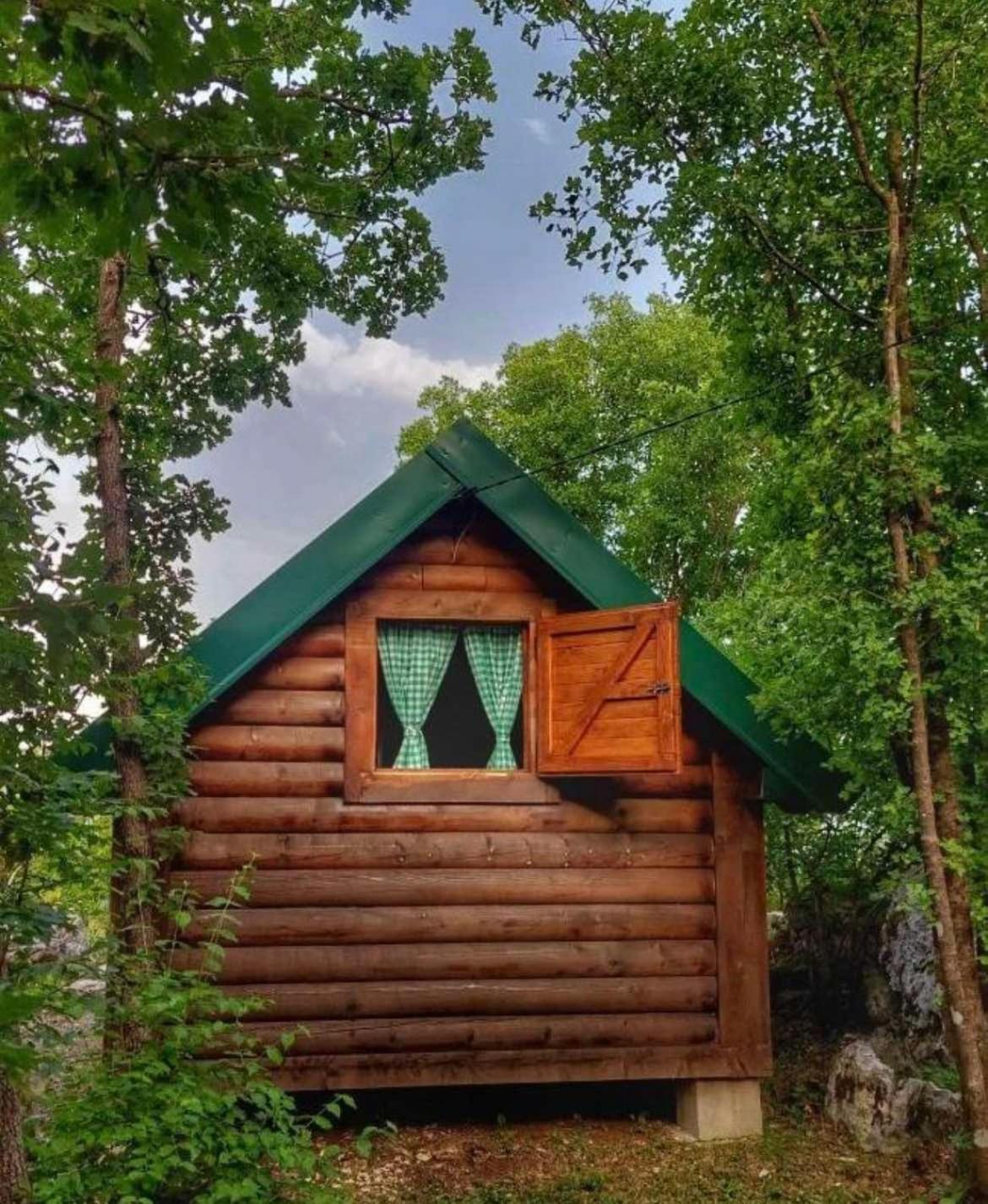 Camp Oaza,Lipa Otel Cetinje Dış mekan fotoğraf