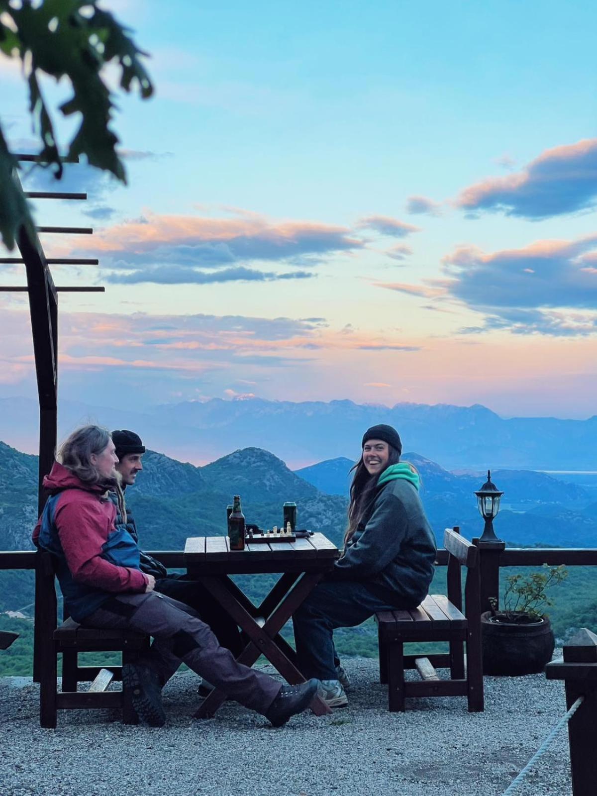 Camp Oaza,Lipa Otel Cetinje Dış mekan fotoğraf