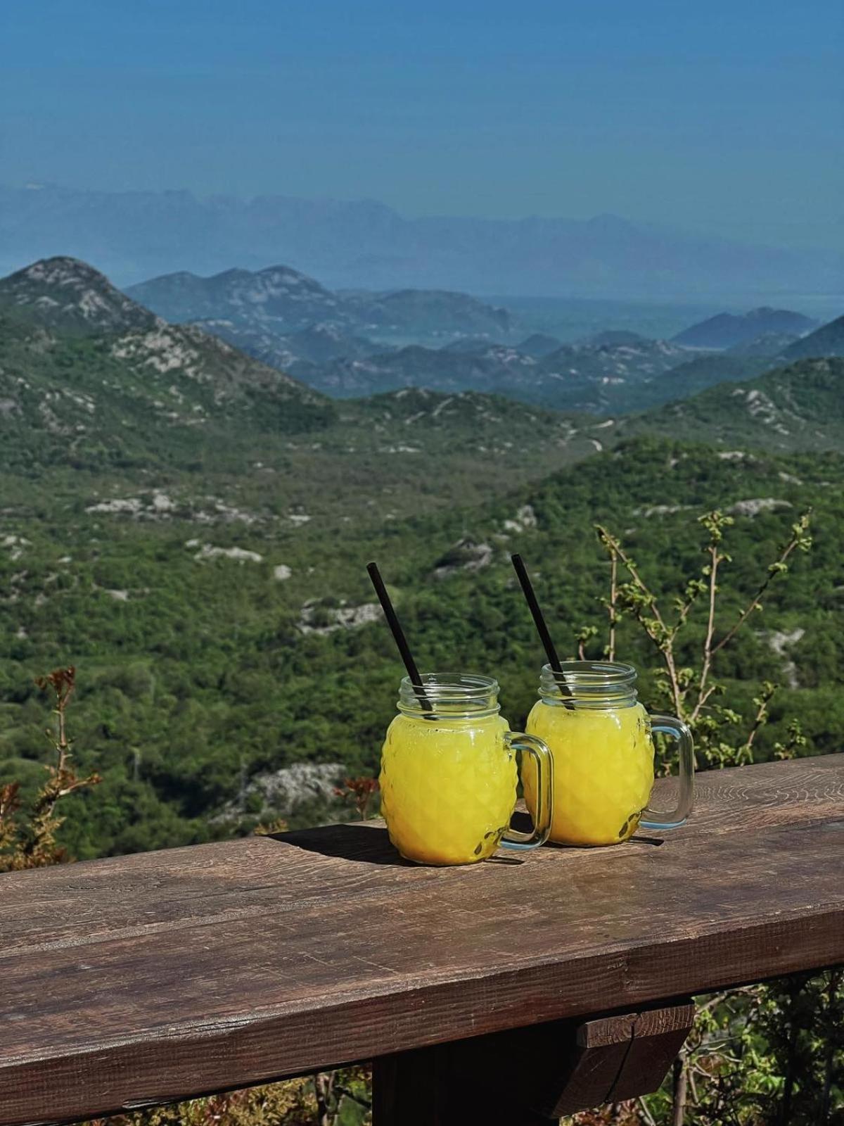 Camp Oaza,Lipa Otel Cetinje Dış mekan fotoğraf
