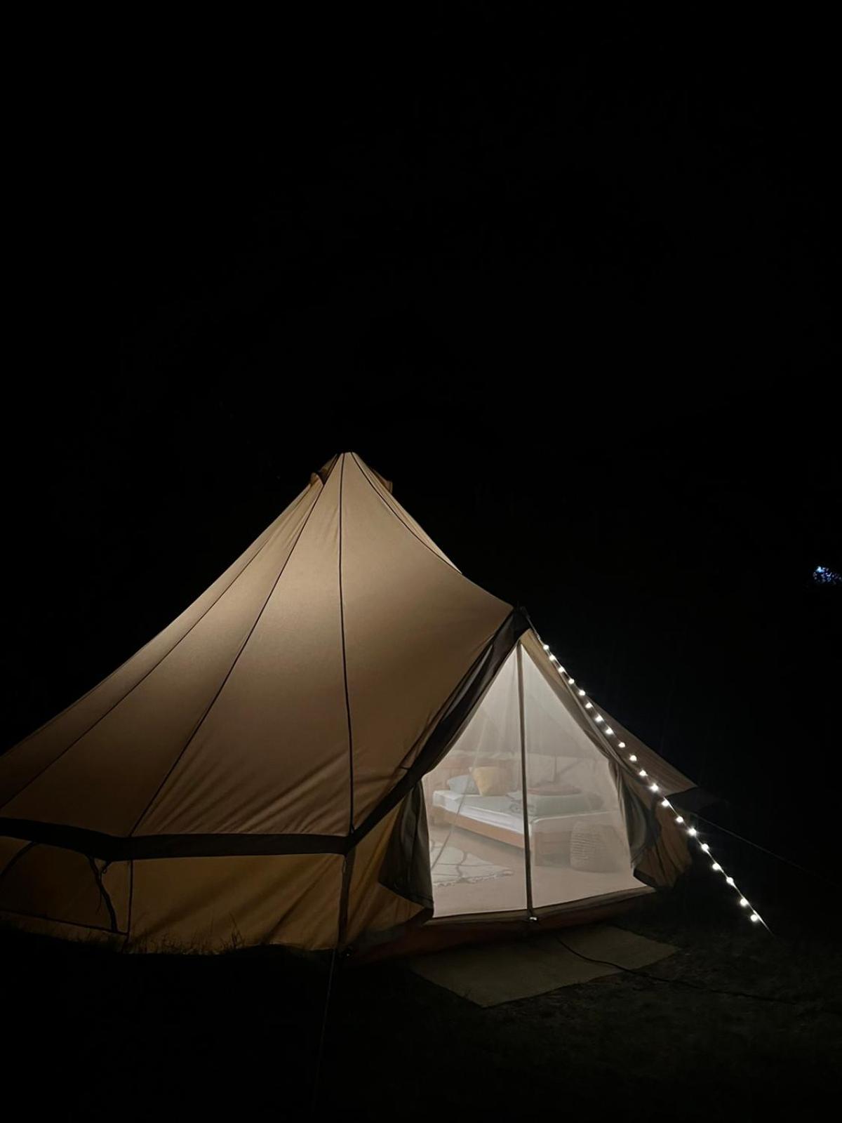 Camp Oaza,Lipa Otel Cetinje Dış mekan fotoğraf